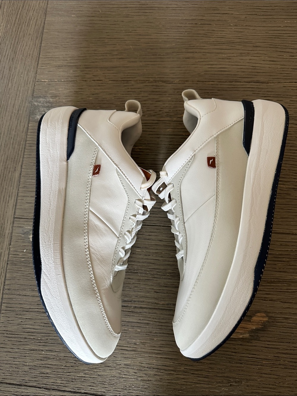 Wolf & Shepherd s Wolf and Shepherd Baller One
sneakers white/white size 10.5 - Picture 6 of 9